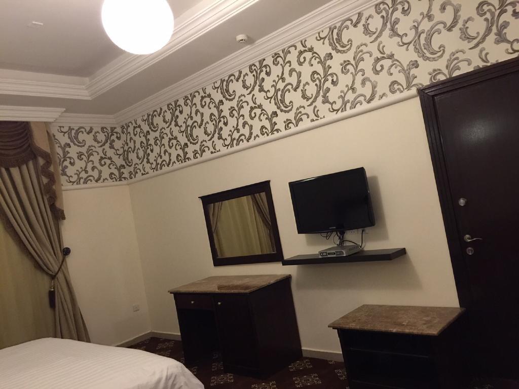 Al Denny Aparthotel Jiddah Esterno foto