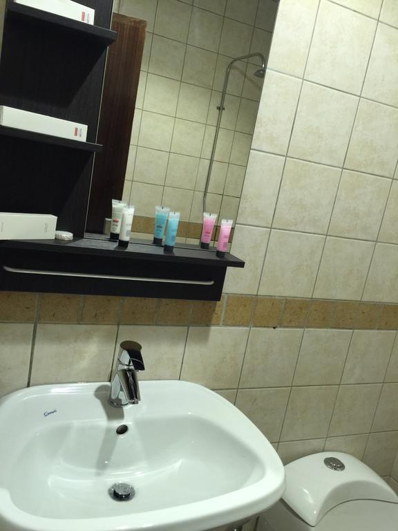 Al Denny Aparthotel Jiddah Esterno foto