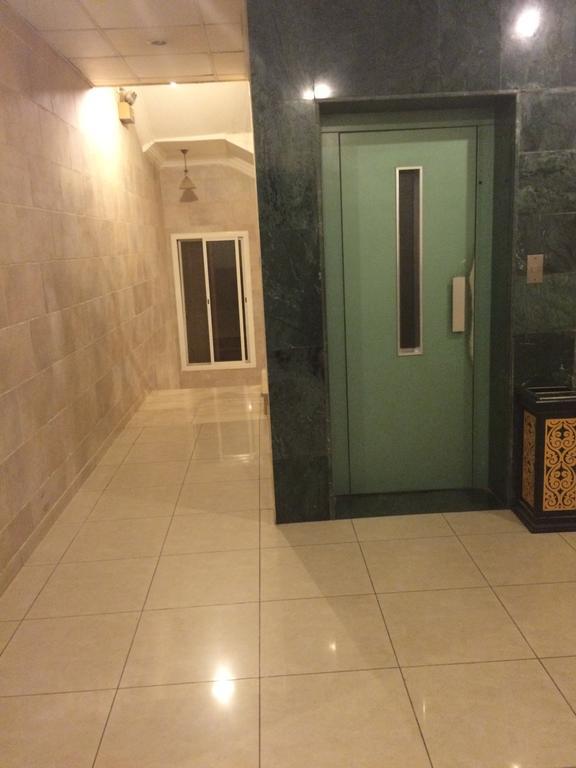 Al Denny Aparthotel Jiddah Esterno foto
